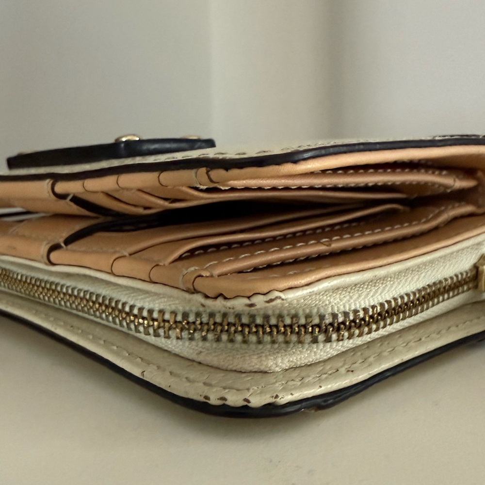 Kate Spade Wallet - Picture 6 of 15